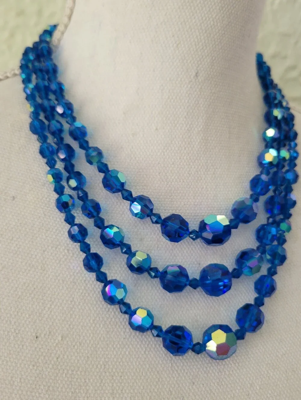 Vintage AB Crystal Beaded Necklace Blue Choker Graduated Faceted 3 Strand 18